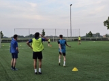 Training eerste selectie S.K.N.W.K. van donderdag 1 mei 2025 (56/80)